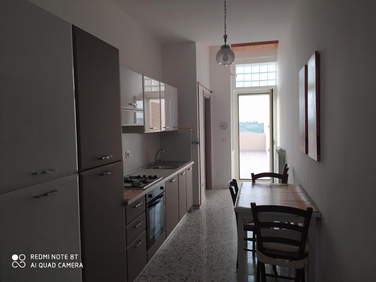 Al Cinema Apartment Scerni Bagian luar foto